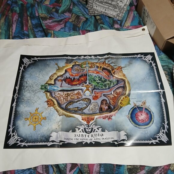 Subternia Masters of the Universe Classics Map Hidden Land Beneath The Horizon - Picture 2 of 2
